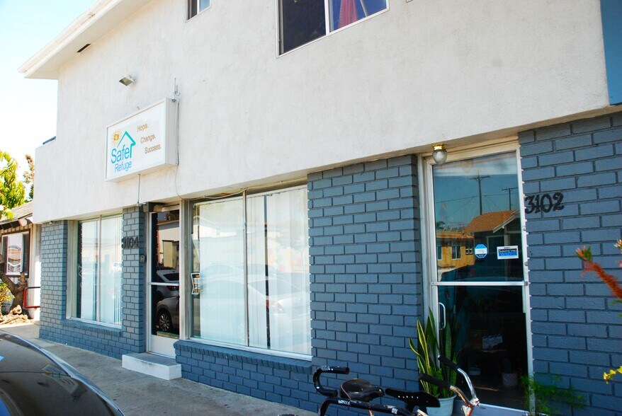 3100-3104 E 7th St, Long Beach, CA à louer - Photo du bâtiment - Image 3 de 3