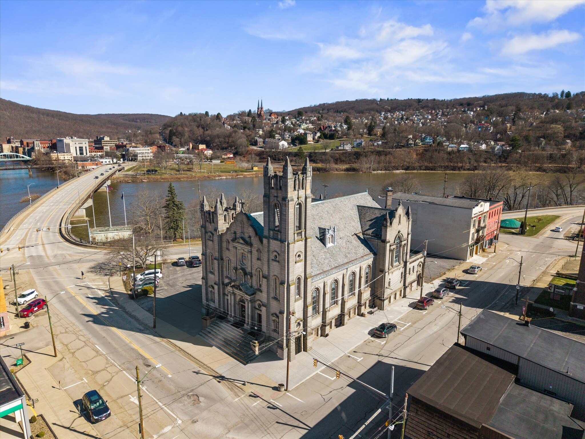 21 State St, Oil City, PA for sale Primary Photo- Image 1 of 50
