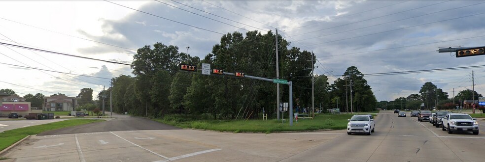 Richmond & Moores Ln, Texarkana, TX à vendre - Photo du bâtiment - Image 3 de 5
