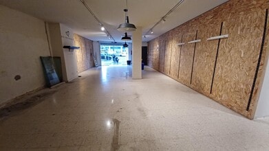 Commerce de détail dans Barcelone, Barcelona à louer Photo intérieure- Image 1 de 8