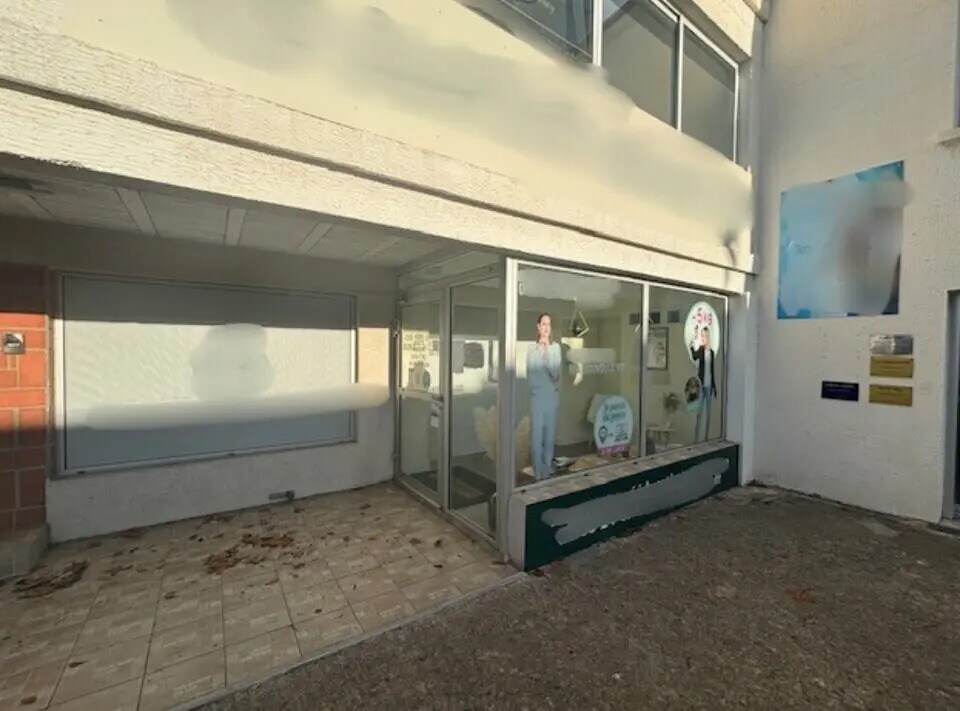 Office in Castries for lease Building Photo- Image 1 of 7