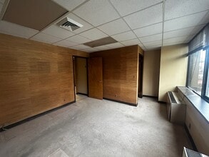 9920-9922 4th Ave, Brooklyn, NY for lease Interior Photo- Image 1 of 4