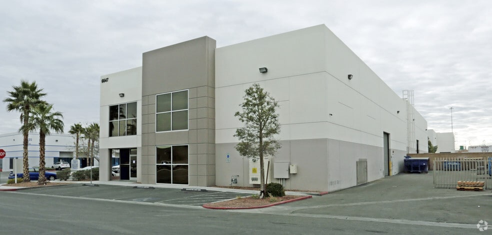 6647 Schuster St, Las Vegas, NV for lease - Building Photo - Image 2 of 2