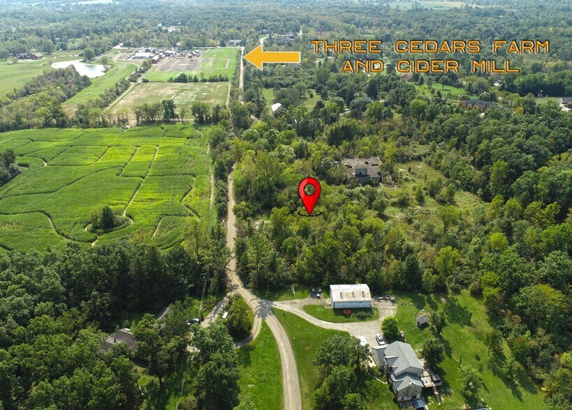 8347 Stonegate Dr, Northville, MI for sale - Primary Photo - Image 2 of 20