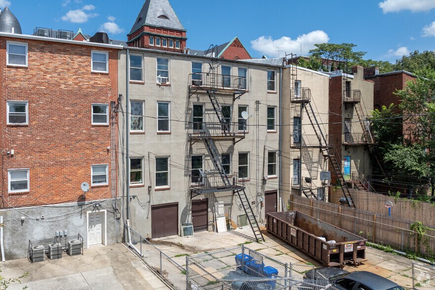 1326 McCulloh St, Baltimore, MD for sale - Building Photo - Image 3 of 5