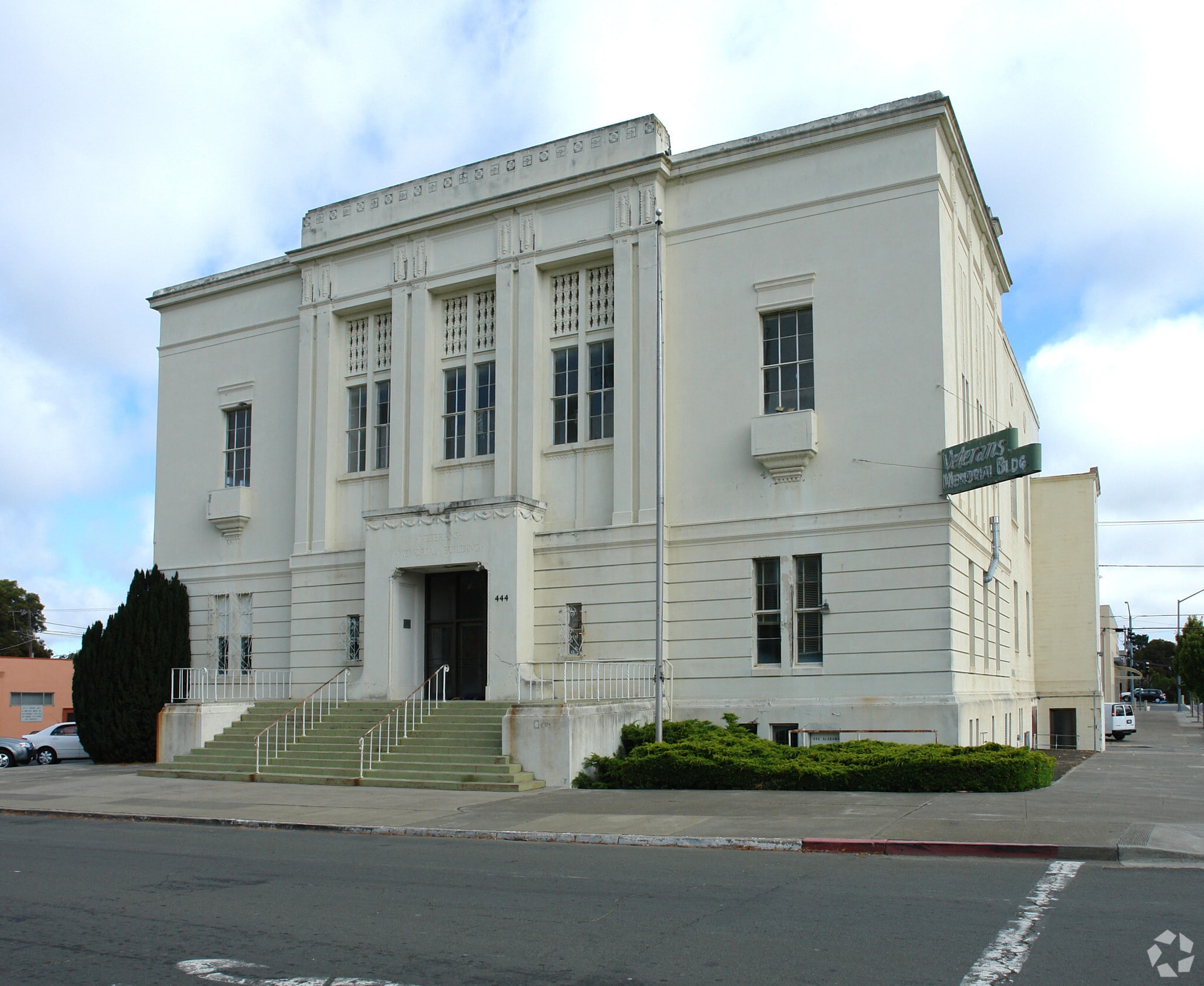 444 Alabama St, Vallejo, CA for sale Primary Photo- Image 1 of 36