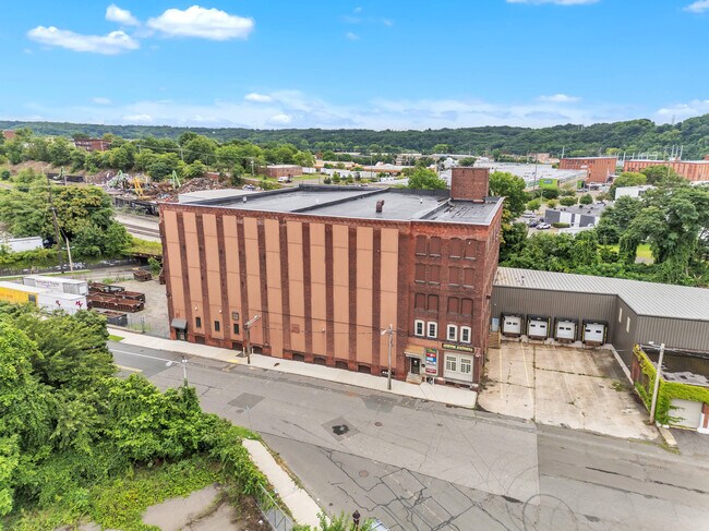 More details for 12 Crescent St, Holyoke, MA - Industrial for Sale