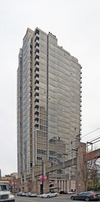 Plus de détails pour 188 Smithe St, Vancouver, BC - Multi-résidentiel à vendre