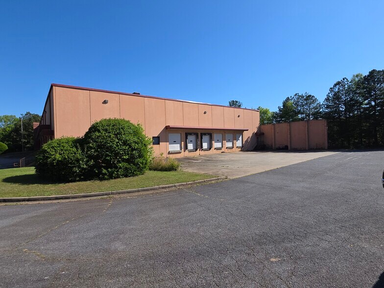 450 Horizon Dr, Suwanee, GA à louer - Photo du bâtiment - Image 2 de 18