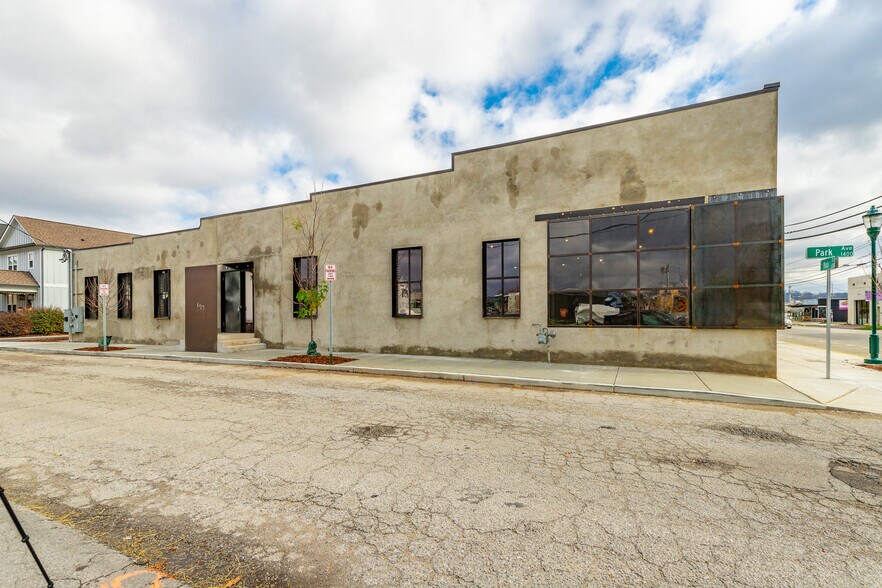 615 E Main St, Chattanooga, TN à louer - Photo du bâtiment - Image 3 de 55