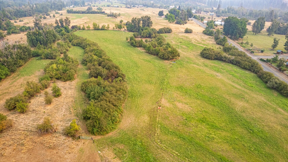 37495 Boulder Flat Ln, Halfway, OR for sale - Building Photo - Image 3 of 49