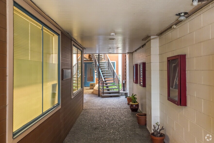 1919 Addison St, Berkeley, CA à louer - Photo du bâtiment - Image 2 de 6