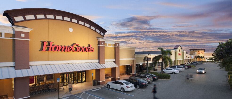 2321-2377 SE Federal Hwy, Stuart, FL for lease - Building Photo - Image 1 of 5