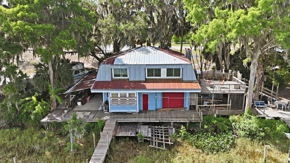 400 Lakeshore Dr, Eustis, FL for sale - Building Photo - Image 2 of 56