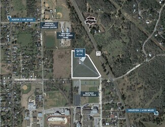 Plus de détails pour 1402 Hawthorne St, Bastrop, TX - Local d'activités à louer