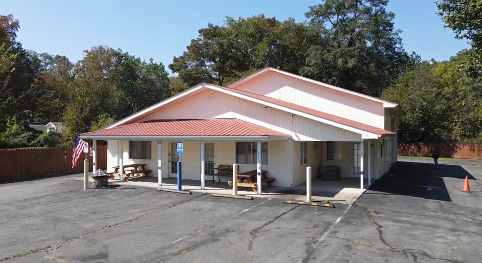 7174 Route 209, Wawarsing, NY à vendre - Photo du bâtiment - Image 1 de 18