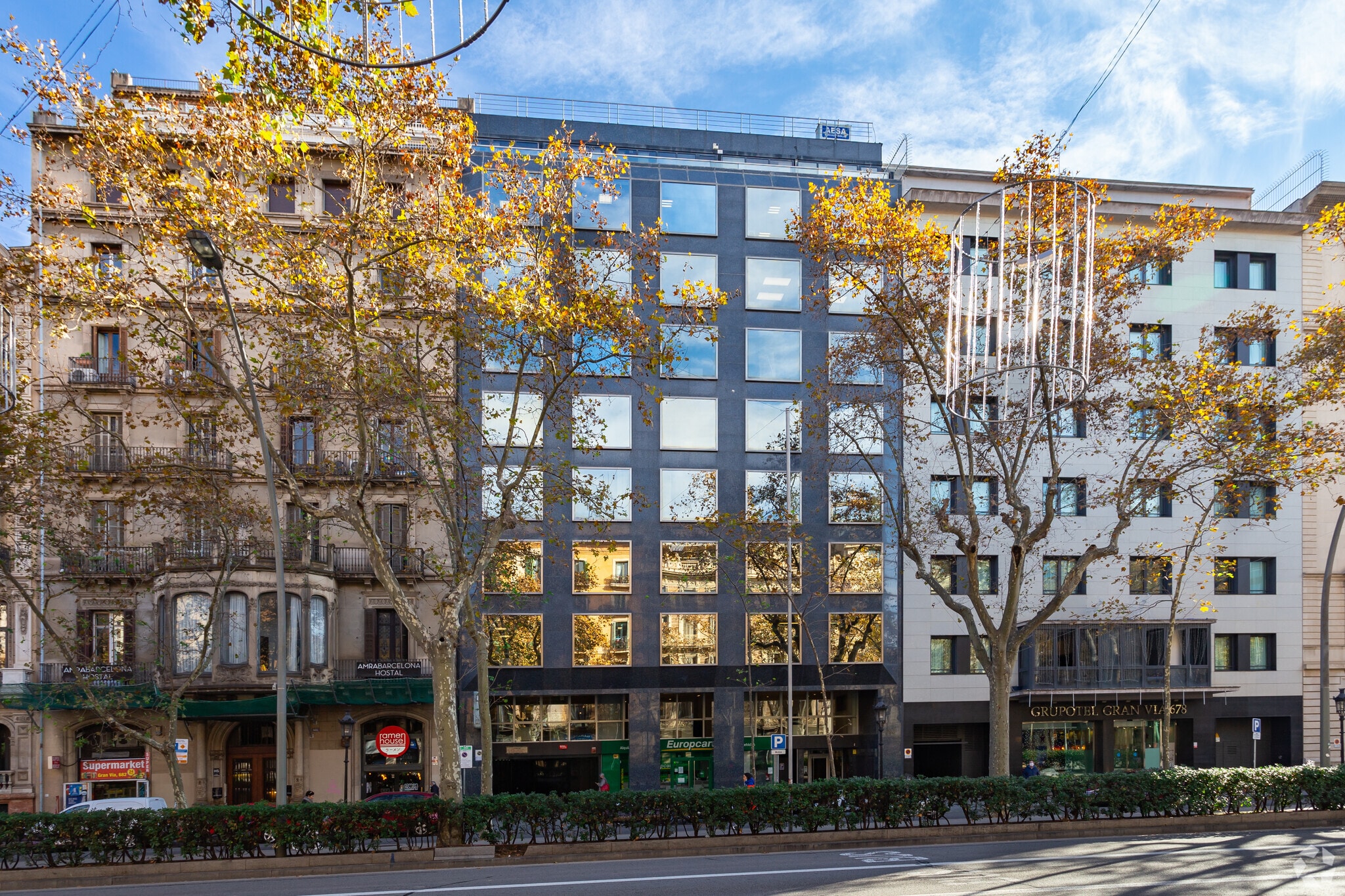 Gran Vía de les Corts Catalanes, 680, Barcelona, Barcelona for lease Primary Photo- Image 1 of 5