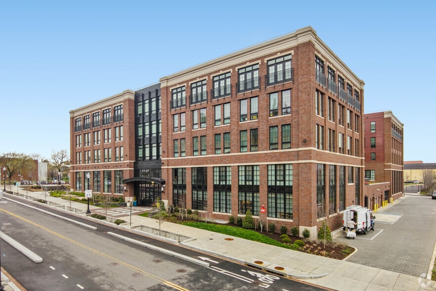 1900 C St SE, Washington, DC for lease - Building Photo - Image 2 of 11