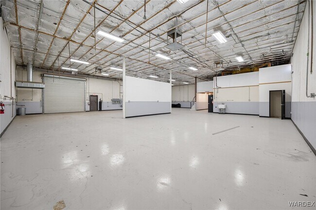 More details for 1055 Empire Dr, Lake Havasu City, AZ - Flex for Lease