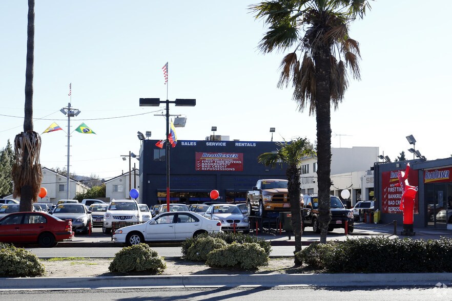 21024 Sherman Way, Canoga Park, CA for sale - Building Photo - Image 2 of 2