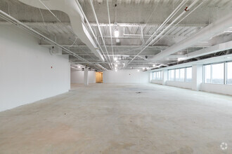 3333 Warrenville Rd, Lisle, IL for lease Interior Photo- Image 2 of 7