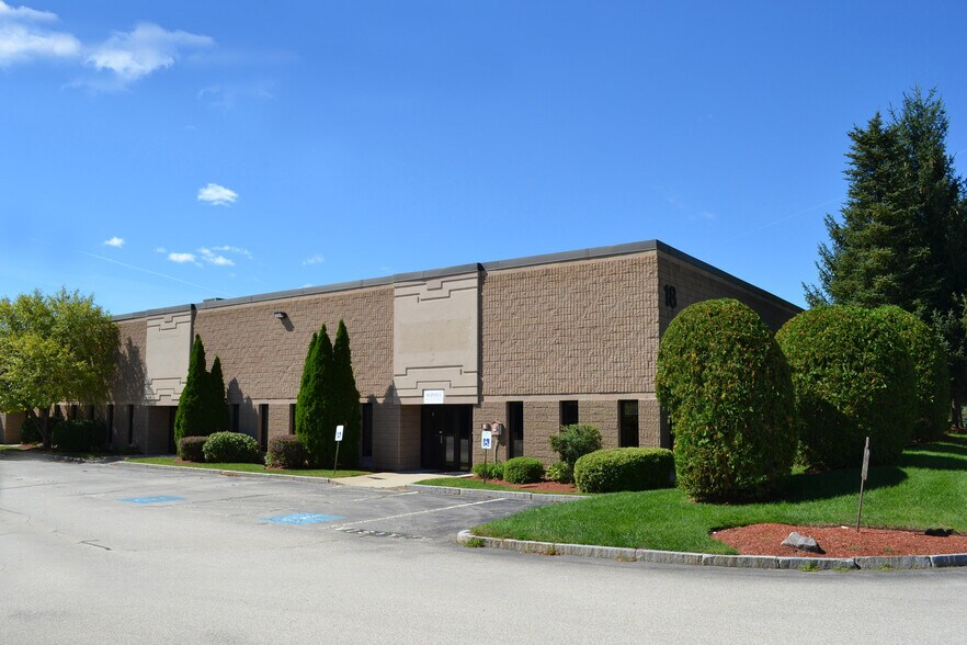 16 Celina Ave, Nashua, NH à louer - Photo du bâtiment - Image 1 de 7