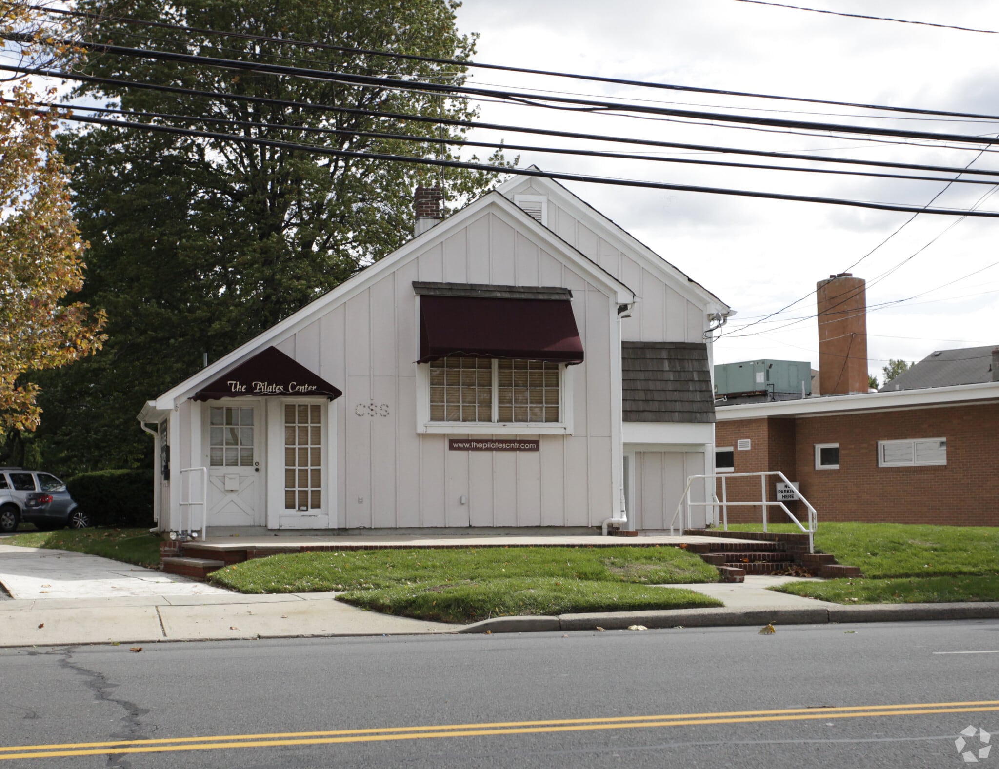 North Brunswick Sale portfolio of 5 properties for sale on LoopNet.ca Primary Photo- Image 1 of 3