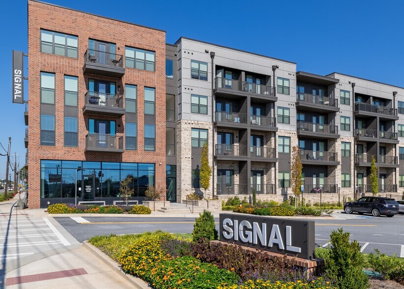 397 N Central Ave, Hapeville, GA for lease - Building Photo - Image 1 of 3