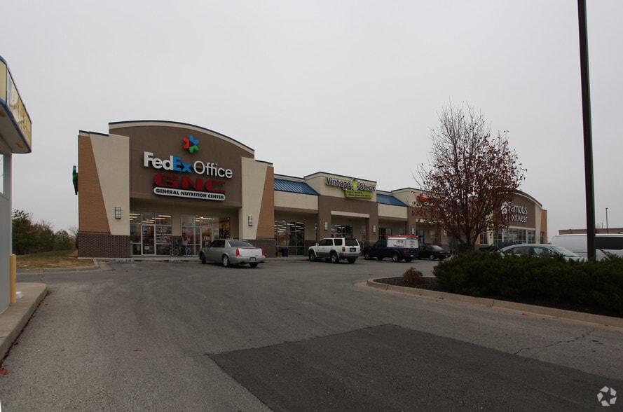 900-910 E North Ave, Belton, MO for sale - Building Photo - Image 2 of 7