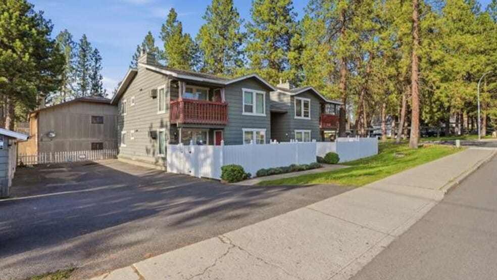 North Spokane Investment Portfolio portfolio of 4 properties for sale on LoopNet.ca - Building Photo - Image 3 of 19