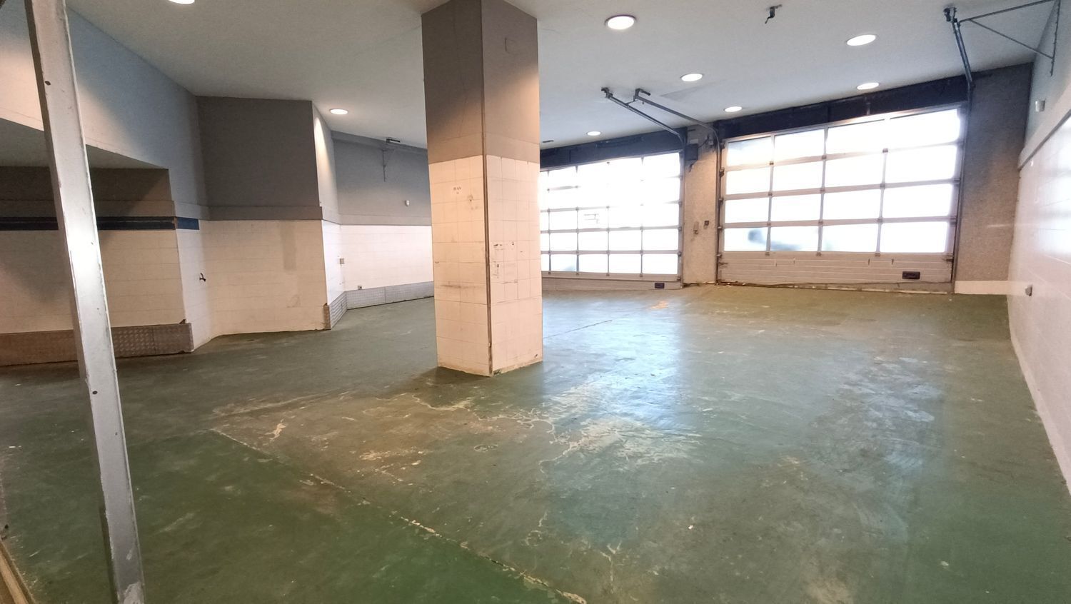 Commerce de détail dans Vigo à louer Photo intérieure- Image 1 de 24