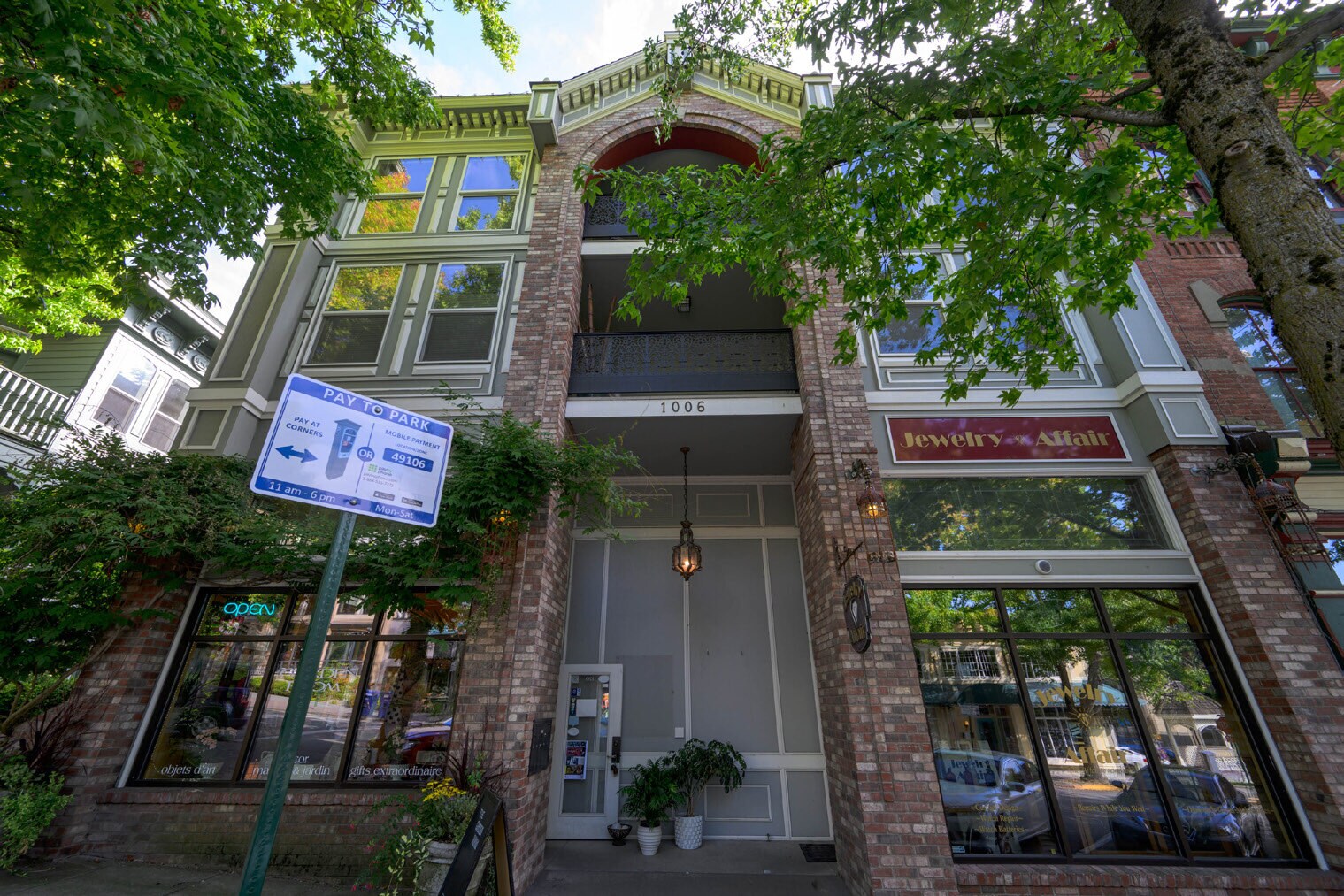 1006 Harris Ave, Bellingham, WA à vendre Photo du bâtiment- Image 1 de 17