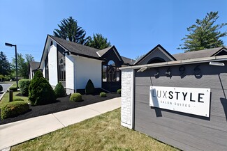 Plus de détails pour 3492 Snouffer Rd, Columbus, OH - Vente au détail à louer