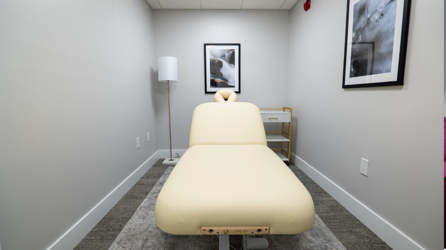 7700 N Kendall Dr, Miami, FL for lease Interior Photo- Image 1 of 11