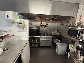 19 Cliff Ter, Margate for lease Interior Photo- Image 1 of 8