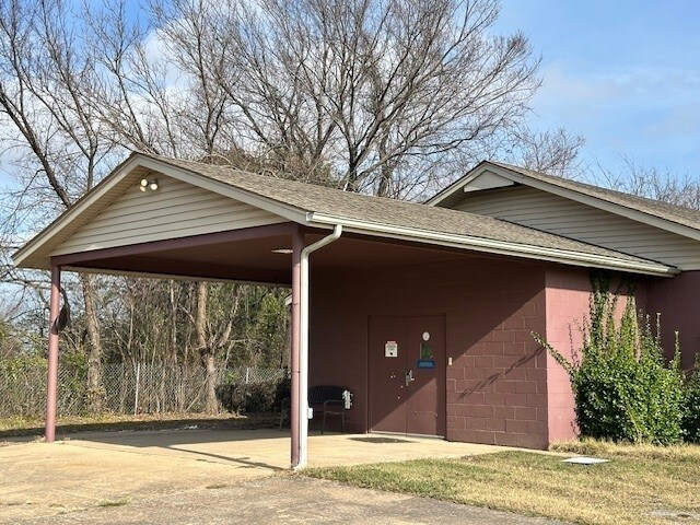 3900 E Chandler Rd, Muskogee, OK à vendre - Photo du bâtiment - Image 2 de 17