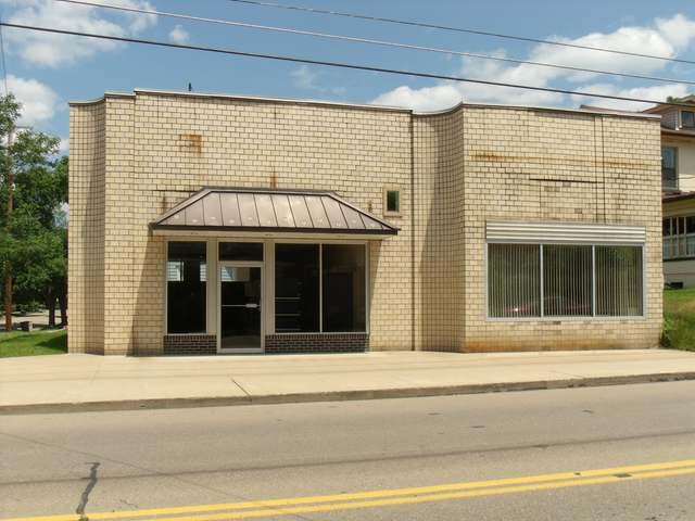 1101 Pennsylvania Ave E, Warren, PA à vendre - Photo principale - Image 1 de 1