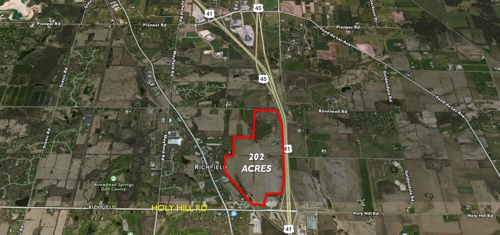 I-41, Richfield, WI à vendre - Photo du bâtiment - Image 2 de 2