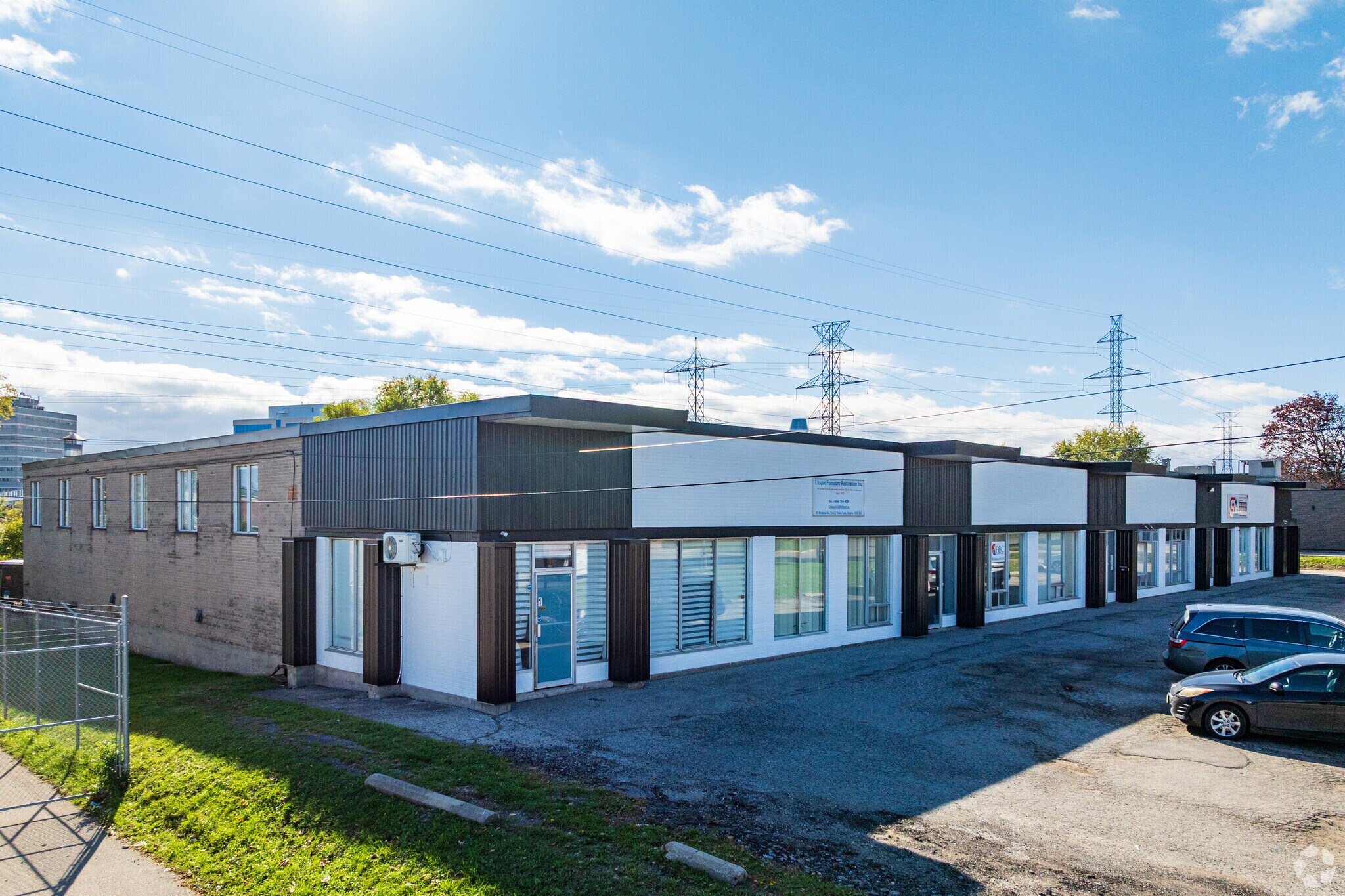 81 Brisbane Rd, Toronto, ON à vendre Photo du bâtiment- Image 1 de 12