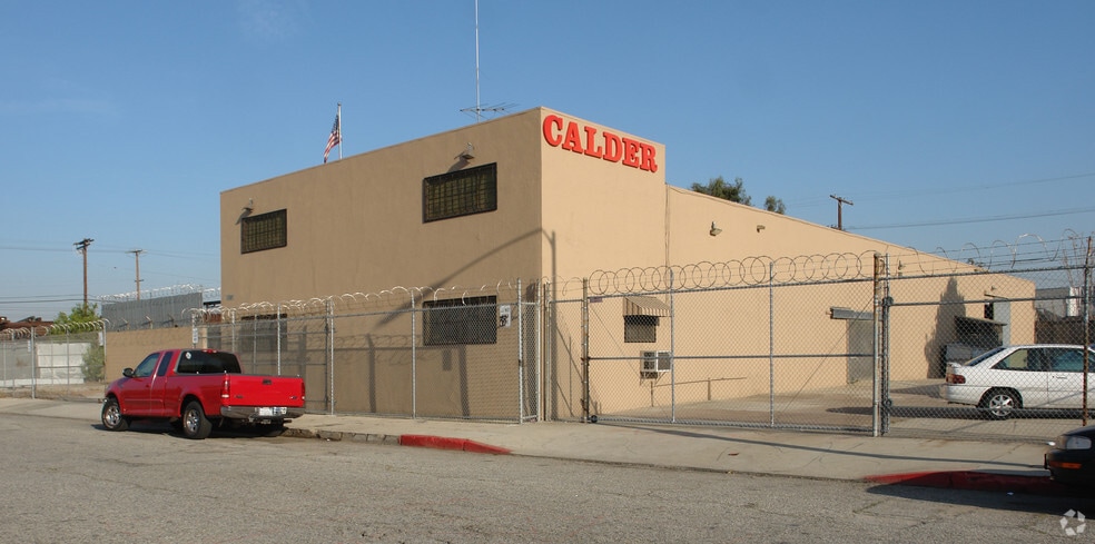 1727 E 42nd St, Los Angeles, CA for sale - Primary Photo - Image 1 of 3