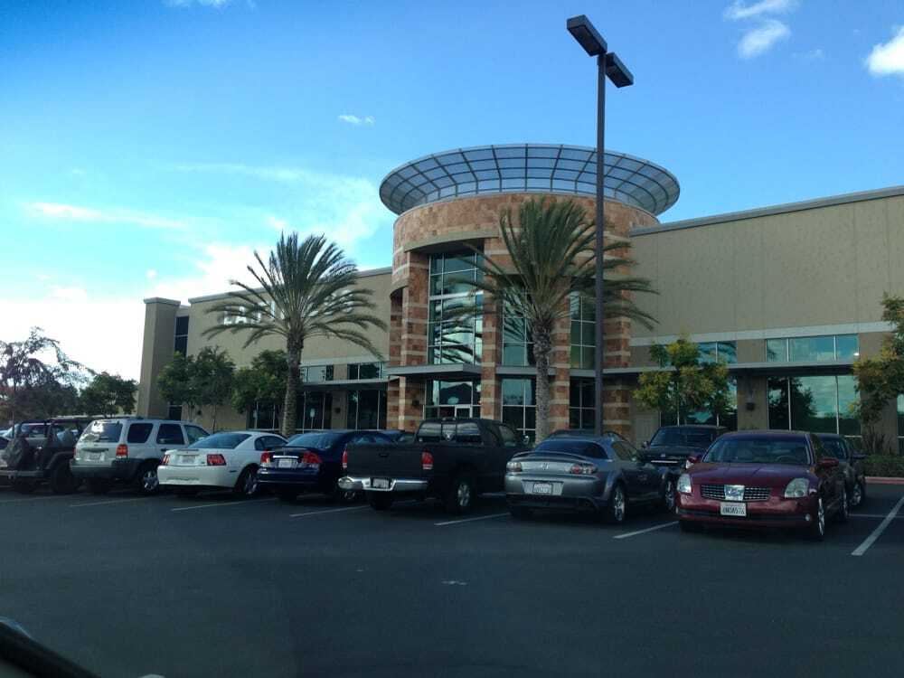 N Twin Oaks Valley Rd, San Marcos, CA for lease Building Photo- Image 1 of 10