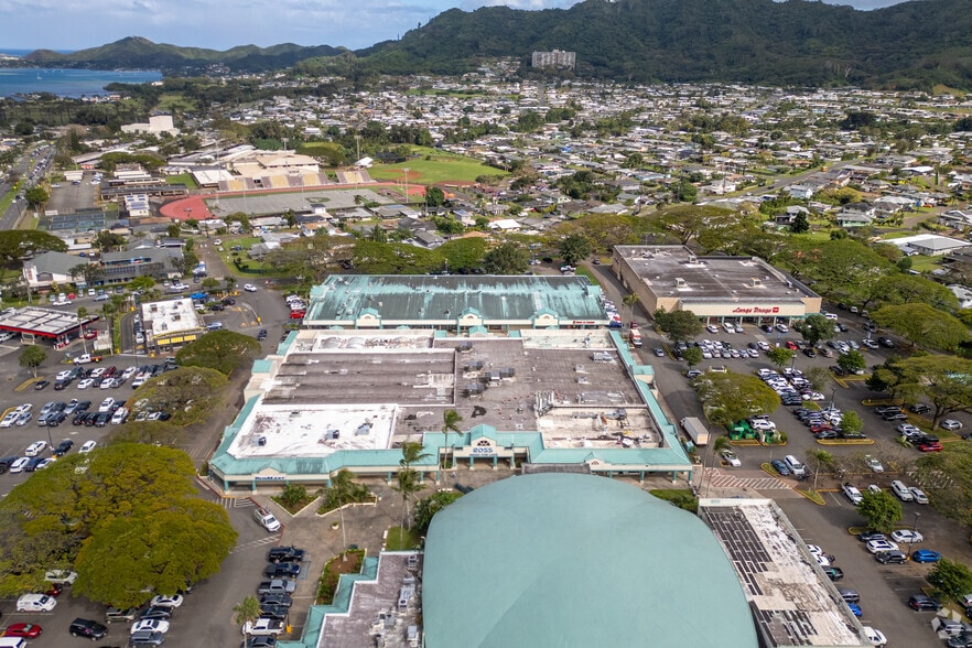 45-480 Kaneohe Bay Dr, Kaneohe, HI à louer - Photo du bâtiment - Image 3 de 6