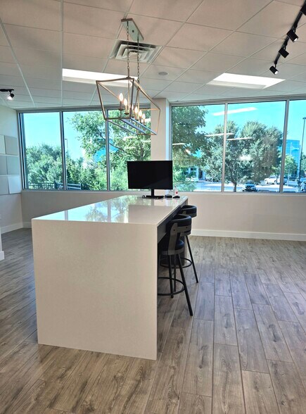 13901 Parkway Commons Dr, Oklahoma City, OK à louer - Photo intérieure - Image 3 de 4