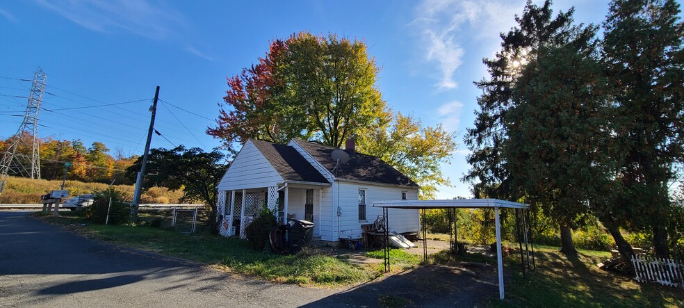 1 Boyer Ln, Reading, PA à vendre - Photo du bâtiment - Image 3 de 8