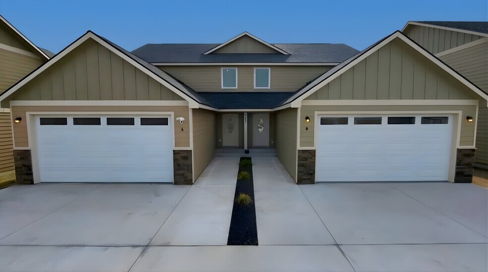 921 W Ted Yao Way, Moses Lake, WA à vendre - Photo principale - Image 1 de 1