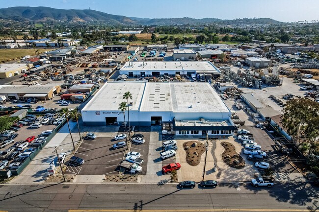 Plus de détails pour 1545-1555 La Mirada Dr, San Marcos, CA - Industriel à louer