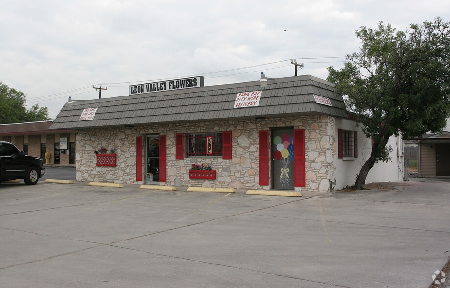 7113 Bandera Rd, San Antonio, TX for sale - Building Photo - Image 2 of 15