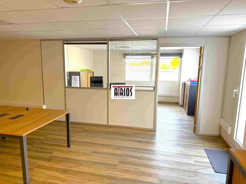 Bureau dans La Farlede à vendre - Photo intérieure - Image 2 de 13