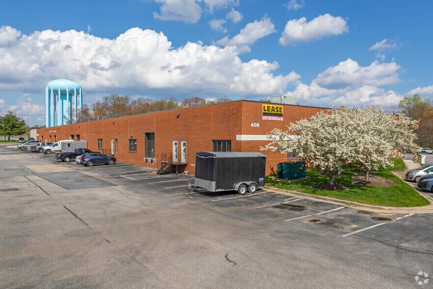 408 Headquarters Dr, Millersville, MD à louer - Photo du bâtiment - Image 3 de 4