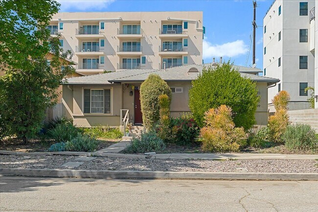 Plus de détails pour 8893 Reading Ave, Los Angeles, CA - Multi-résidentiel à vendre